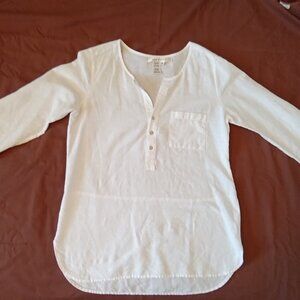 Women's white tunic blouse, Medium, Max studio, conversion long sleeve.